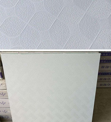 Bon prix Plafond imperméable de gypse de PVC insonorisant pour le plafond d'Oiffer d'hôtel en ligne