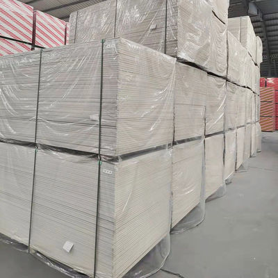 Ventes directes Nouveaux arrivants 1200X2400Mm Résistance aux moisissures Plaque de roche séchée Désulfuration du mur de poussière