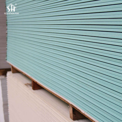 Bon prix 12.5mm Green Gypsum Board 4x8ft pour les murs intérieurs en ligne