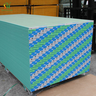 Bon prix Planche de gypse durable pour plafond et système de cloisons légères résistantes au feu Surface lisse Panneaux écologiques en ligne