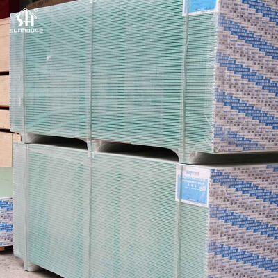 Bon prix Plaques de plâtre durables pour plafond et mur de séparation légères résistantes au feu surface lisse qualité stable en ligne